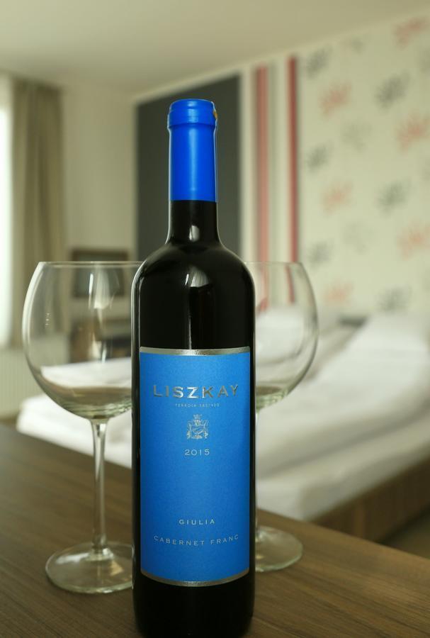 바야 Sugo Panzio B&B 외부 사진