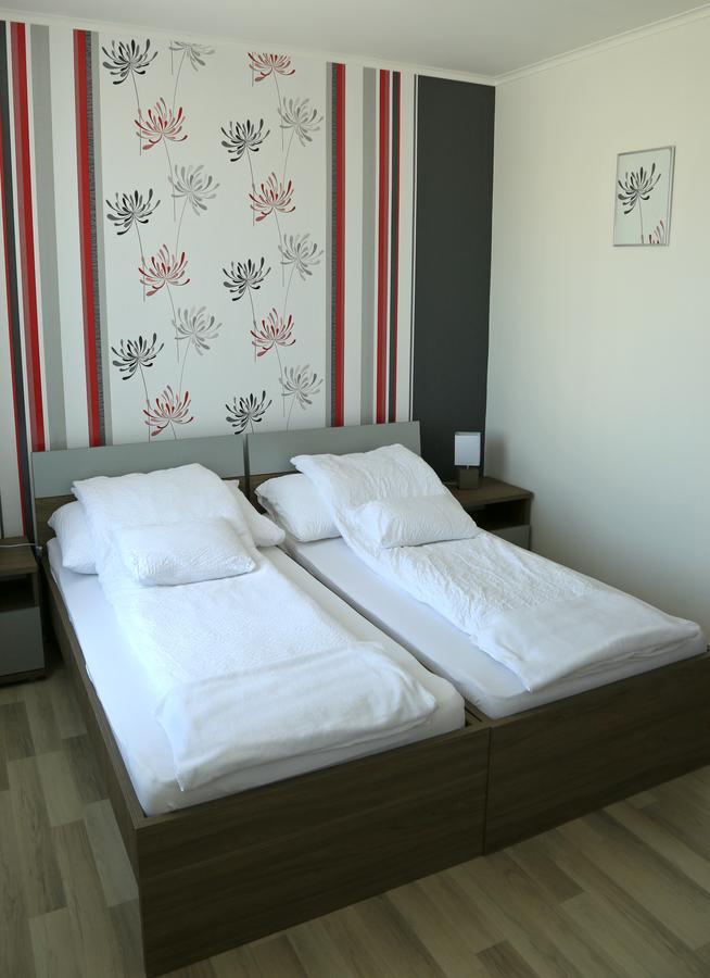 바야 Sugo Panzio B&B 외부 사진