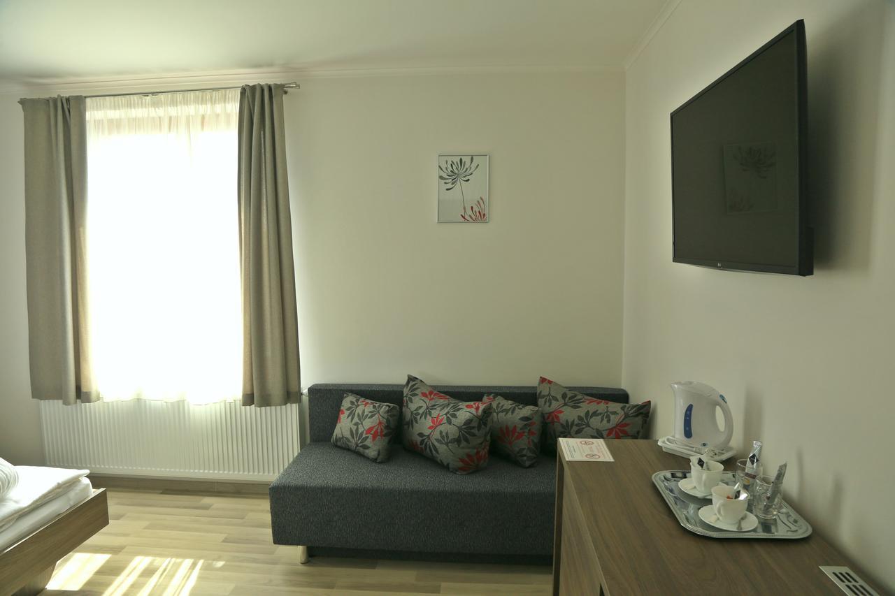 바야 Sugo Panzio B&B 외부 사진