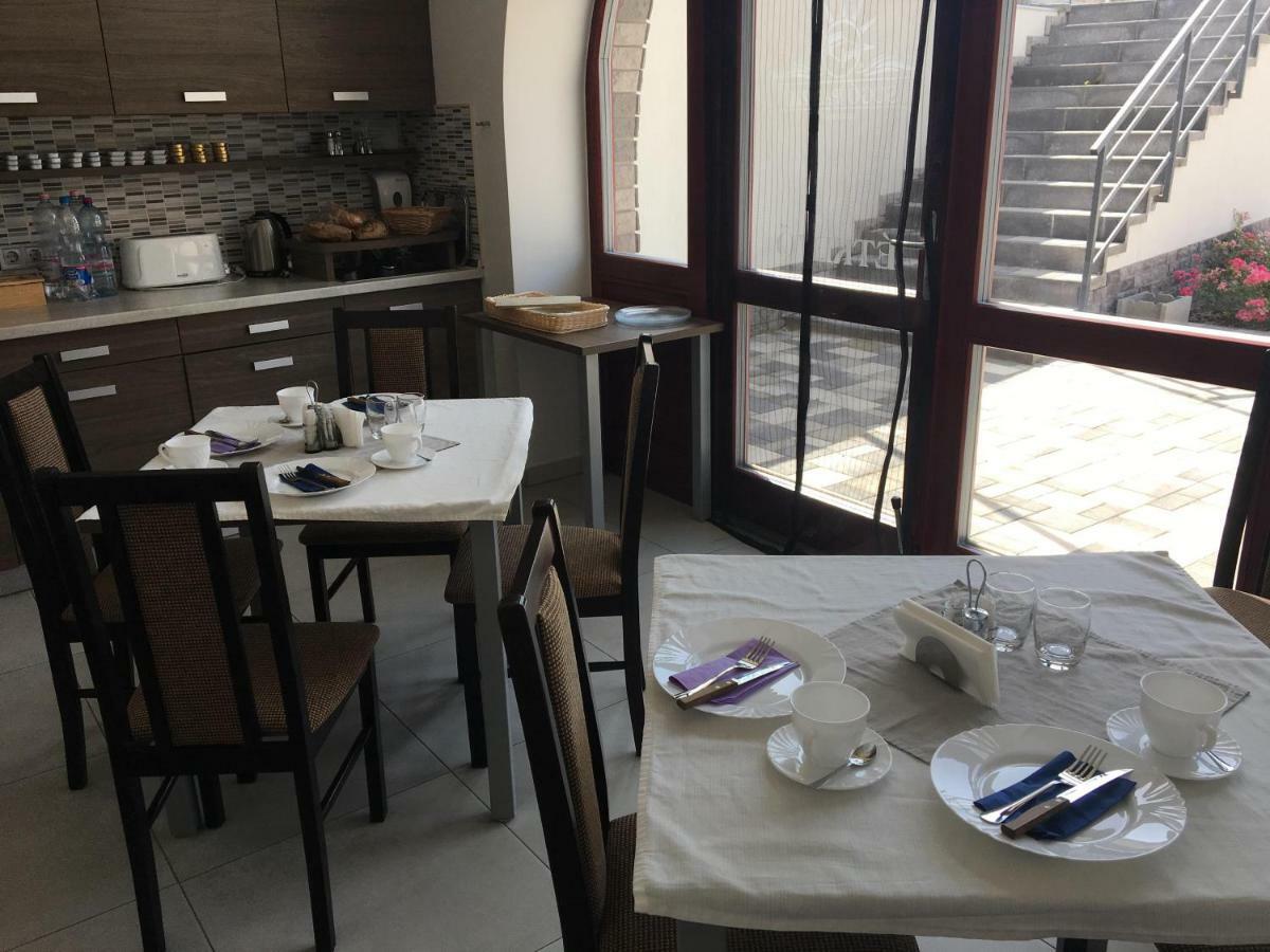 바야 Sugo Panzio B&B 외부 사진