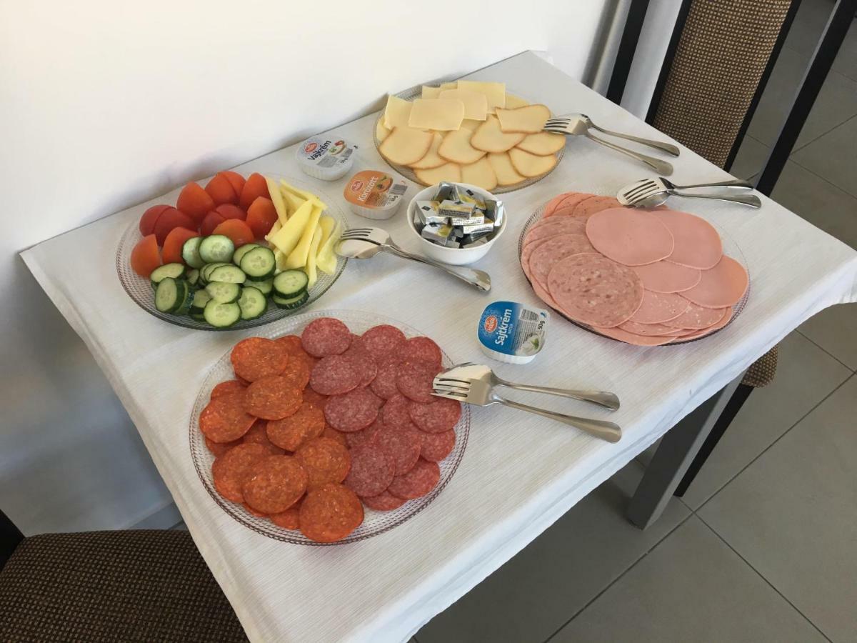 바야 Sugo Panzio B&B 외부 사진